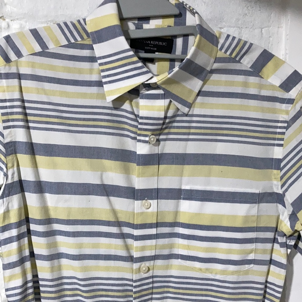 Banana Republic Striped Short-Sleeve Button Down